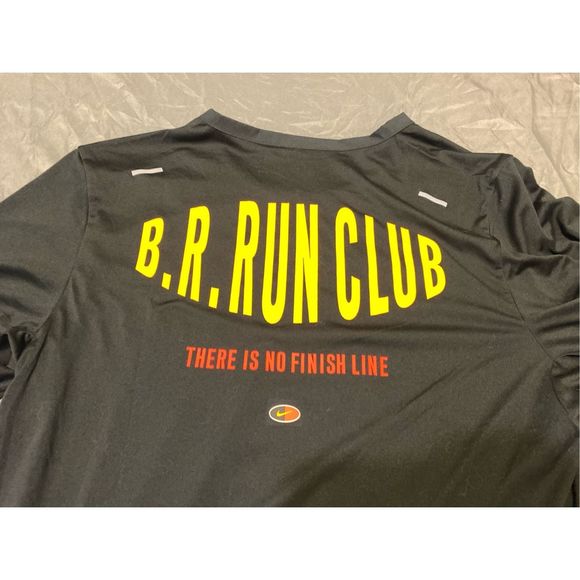 Nike Shirt Mens Medium Black Dri Fit Blue Ribbon Run Club Rise 365 Pinwheel - Picture 5 of 8